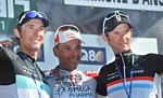 Le podium de Li�ge-Bastogne-Li�ge 2011: Schleck, Gilbert, Schleck